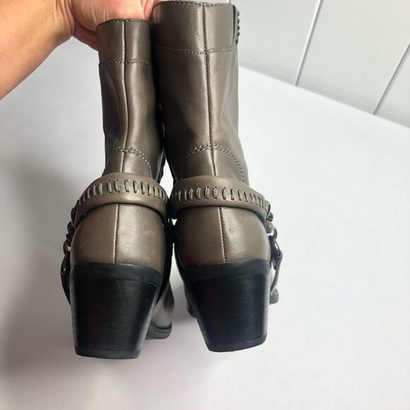 B MAKOWSKY Husdon Gray Leather Harness Western Boots - Picture 3 of 8